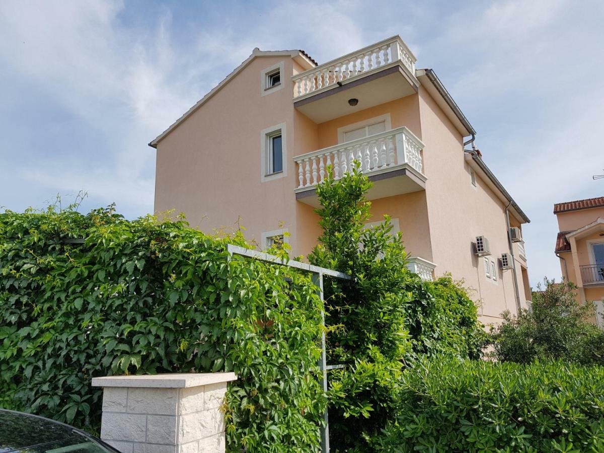 Apartmani Mira Βόντιτσε Εξωτερικό φωτογραφία